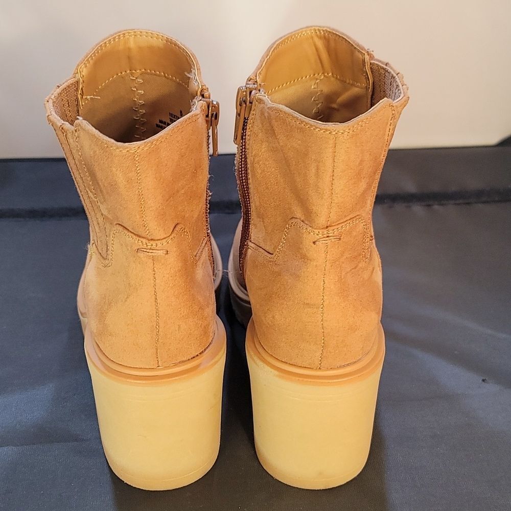 Universal Thread Women's Katrina Platform Boots - image 6